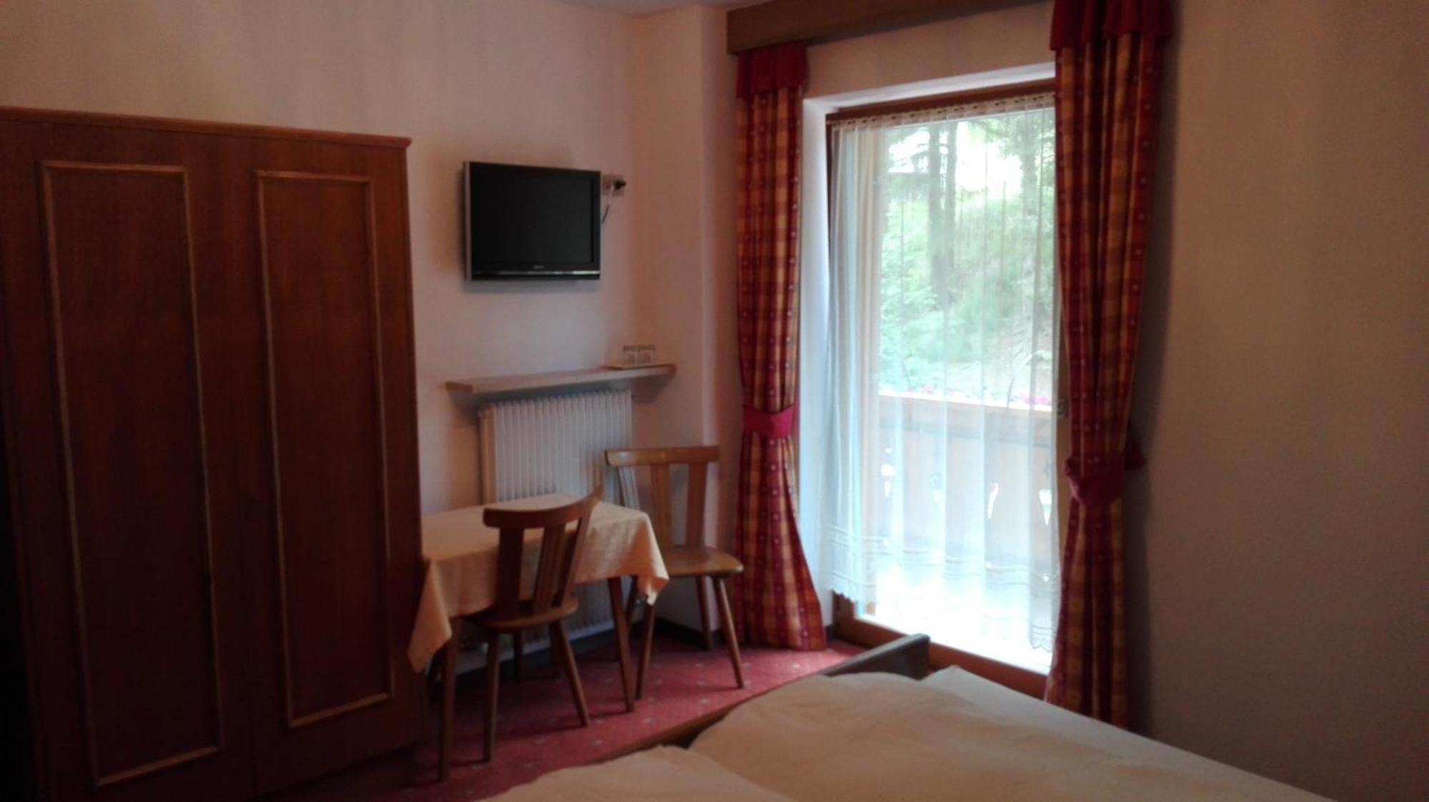 Garni La Grambla Hotel Sëlva Buitenkant foto