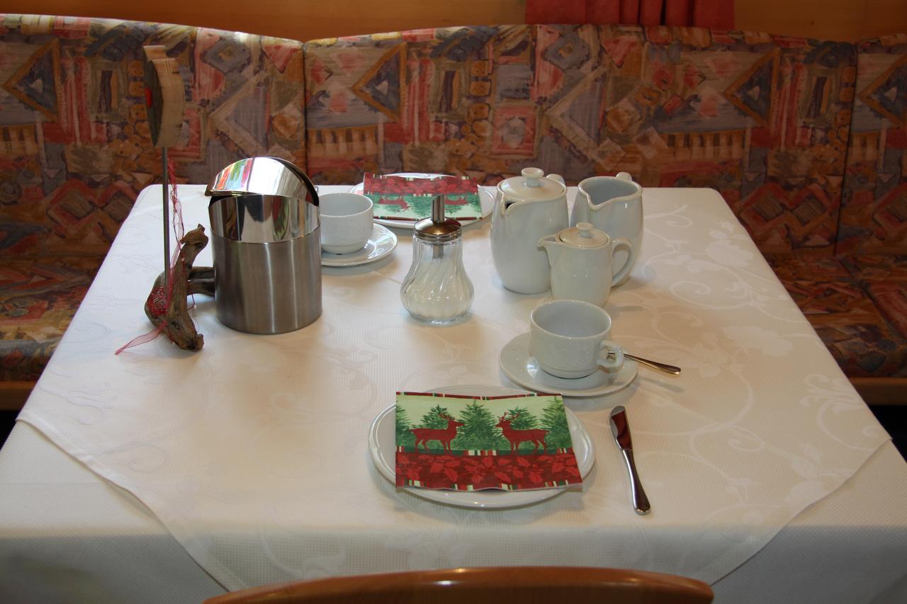 Garni La Grambla Hotel Sëlva Buitenkant foto